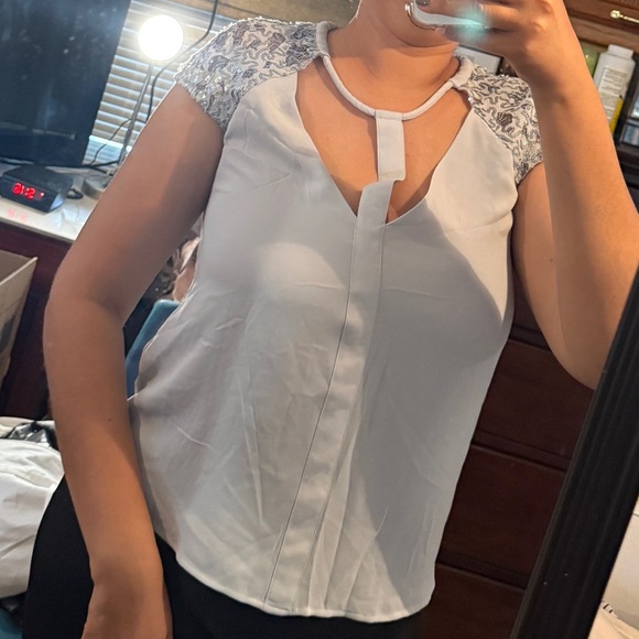 BCBGMAXAZRIA Elegant Gray Sequin Sleeve Women's Top size S - Picture 5 of 8